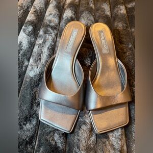 Tony Bianco Rialto Mule – Black